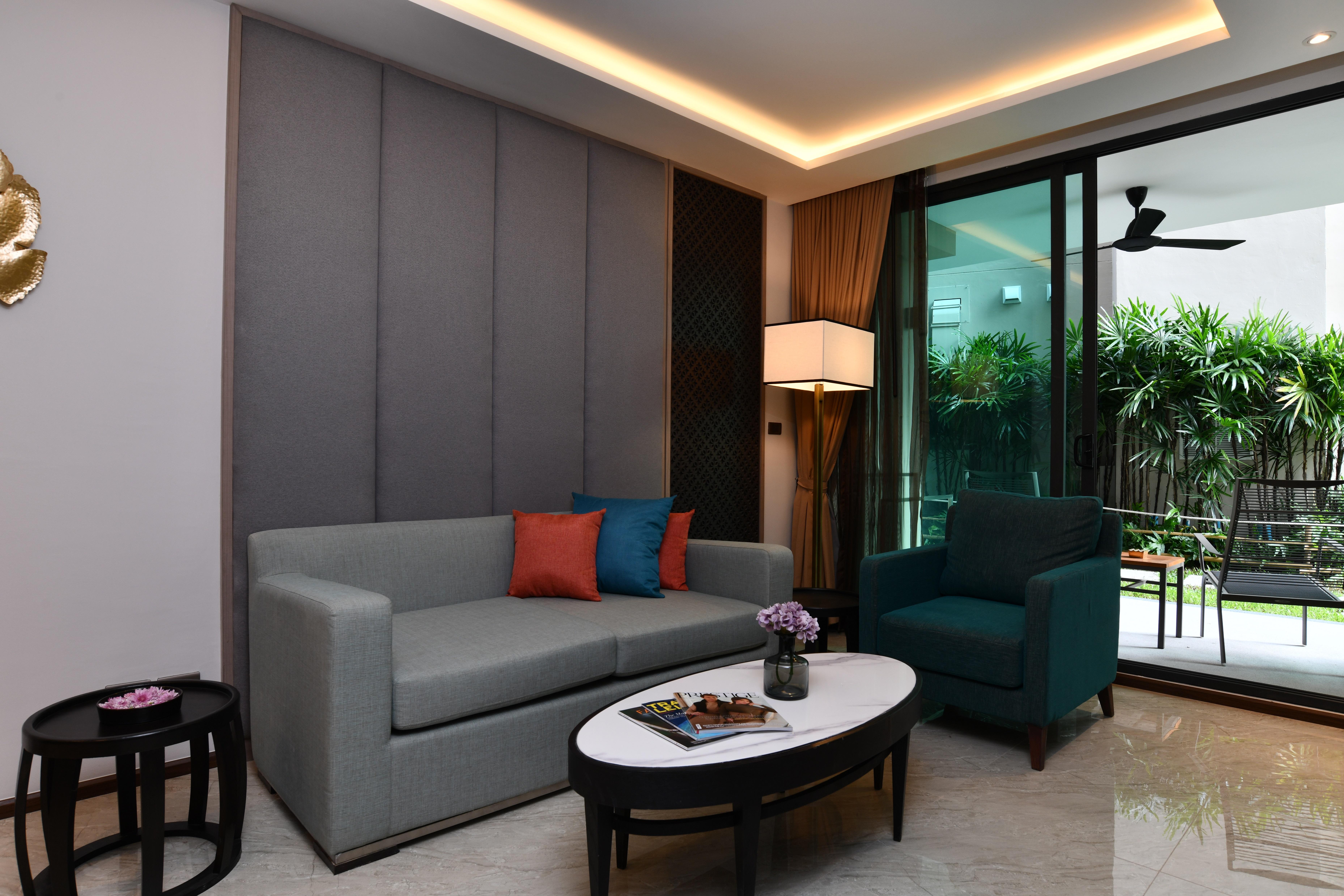 SKYVIEW Resort Phuket Patong Beach - SHA Extra Plus Exterior foto Living room