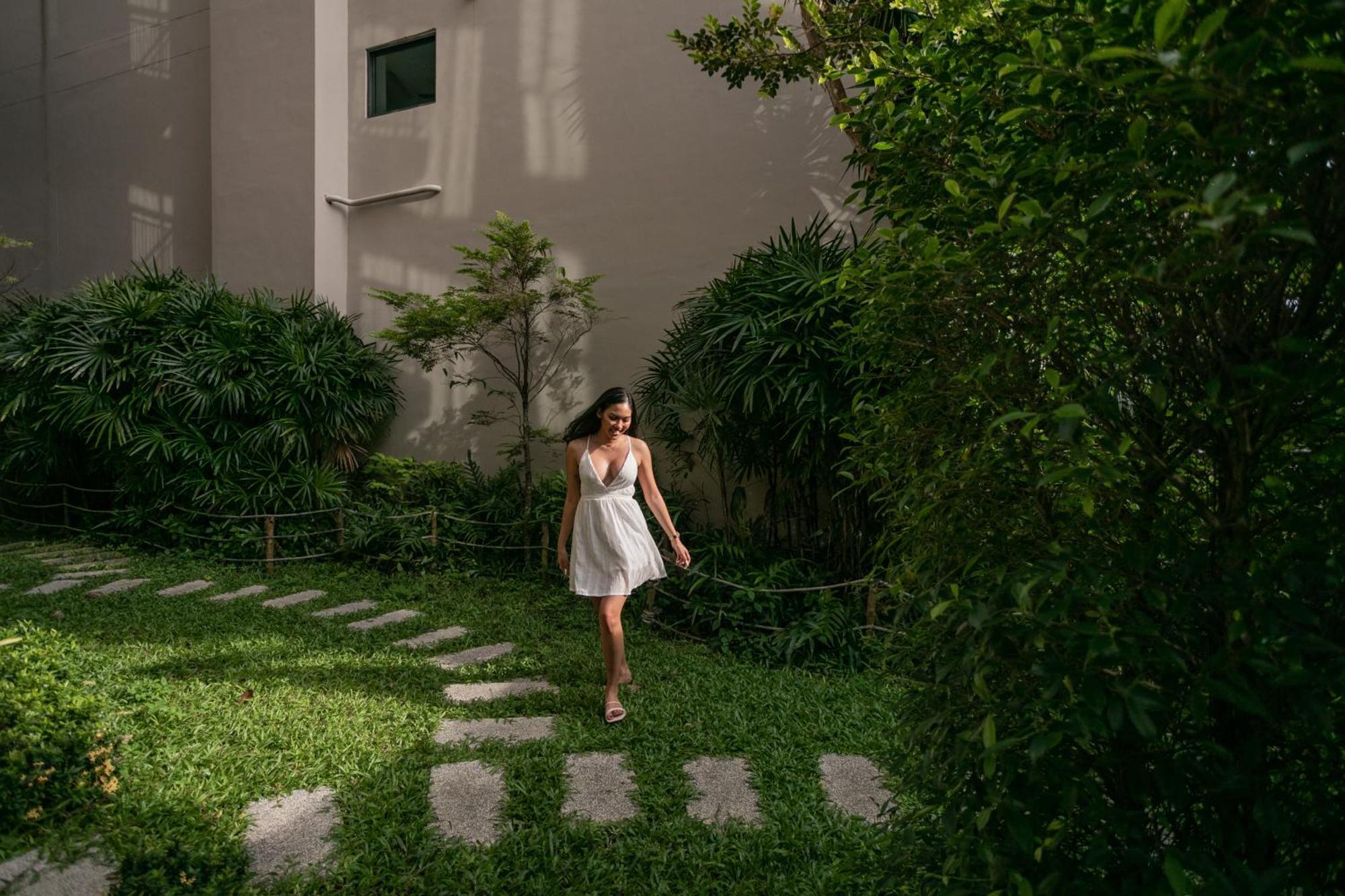 SKYVIEW Resort Phuket Patong Beach - SHA Extra Plus Exterior foto